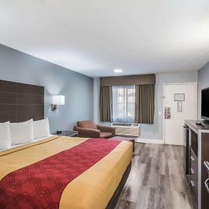 Econo Lodge Hesperia - Victorville I-15